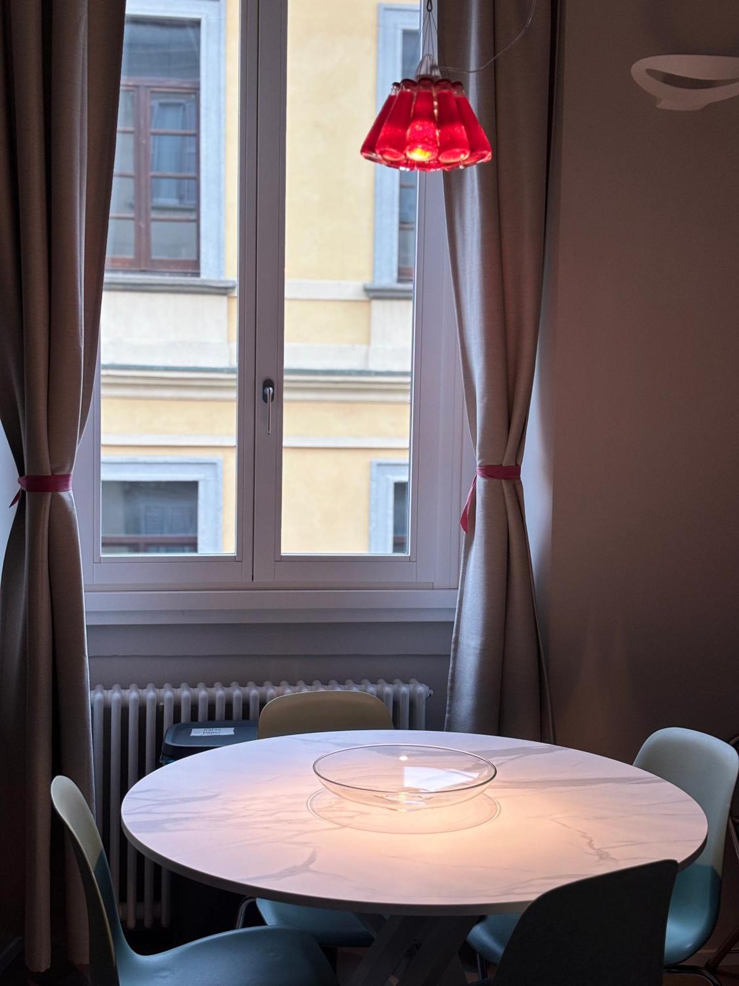 Apartment Solferino 37 Милано Екстериор снимка